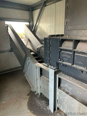 Vierwellenzerkleinerer UNTHA RS-30