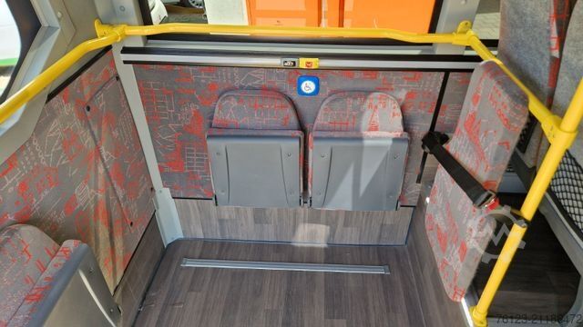 City bus MERCEDES-BENZ Heckniederflur Sprinter 517 / 4 er Bestuhlung