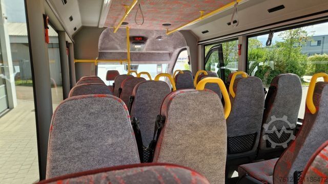 City bus MERCEDES-BENZ Heckniederflur Sprinter 517 / 4 er Bestuhlung