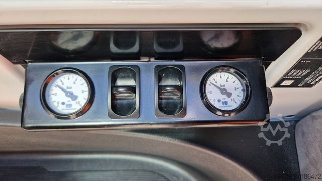 City bus MERCEDES-BENZ Heckniederflur Sprinter 517 / 4 er Bestuhlung