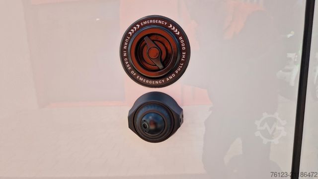 City bus MERCEDES-BENZ Heckniederflur Sprinter 517 / 4 er Bestuhlung