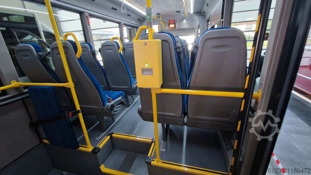 City bus MERCEDES-BENZ Heckniederflur Sprinter 517 / 4 er Bestuhlung