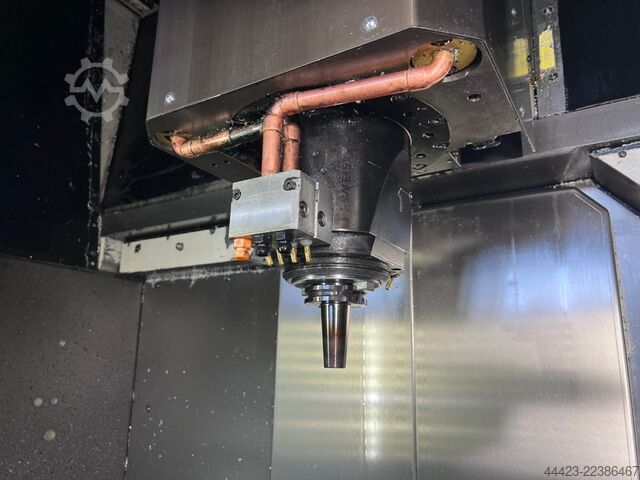 3-Achs Bearbeitungszentrum Hermle C 800 V