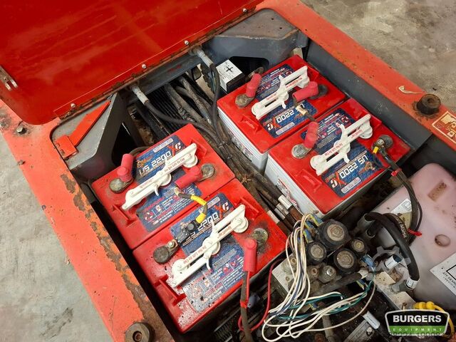 Hebebühne Skyjack SJ16