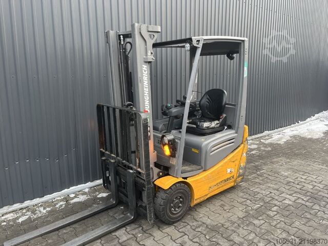 Elektro 3 Rad-Stapler Jungheinrich EFG213