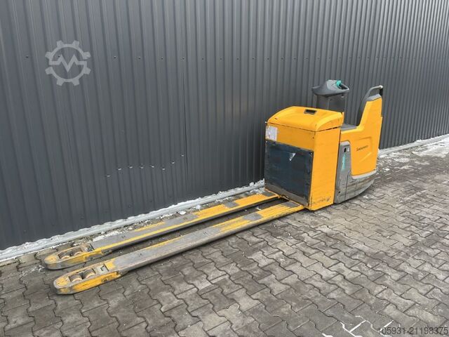 Niederhubwagen Jungheinrich ERE225