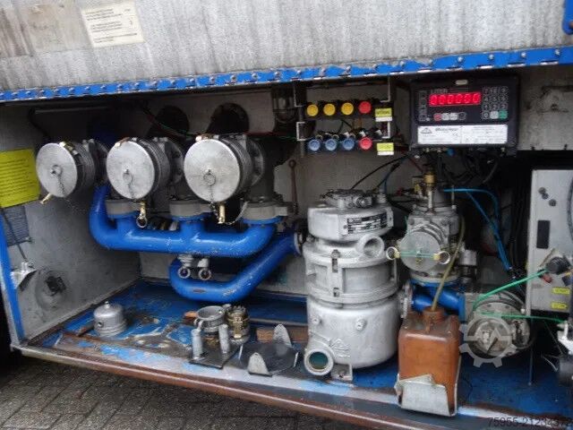 Tankwagen Volvo FM 12 340pk feultanktruck 18.500 liter manual g...