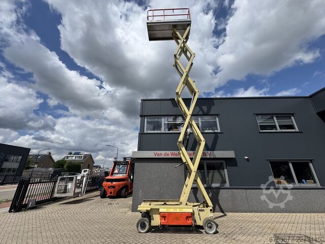 JLG 3246ES Scherenarbeitsbühne / Arbeitsbühne / 12 m Arbeitshöhe, elektrisch, Baujahr 2006 JLG 3246ES SchaarHoogwerker / Arbeitsbuhne / Sciccor 12M werkhoogte Elektrisch 2006