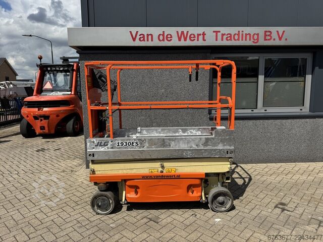 JLG 1930 ES Scherenarbeitsbühne / Scherenlift 8 m Arbeitshöhe elektrisch Baujahr 2014 JLG 1930 ES Schaarhoogwerker / Sciccor Lift 8M Werkhoogte elektrisch 2014