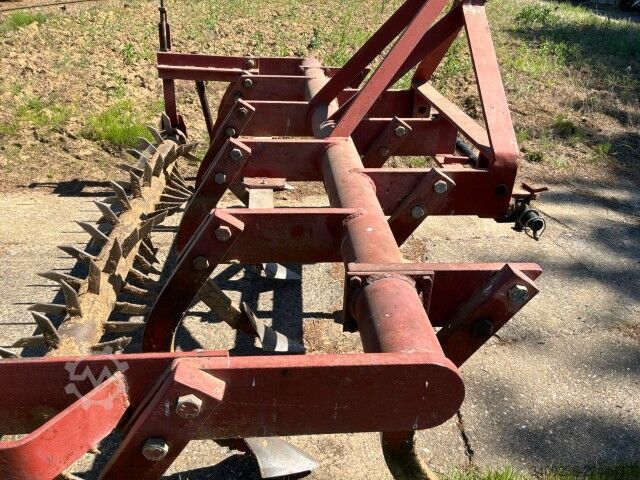 Cultivator  
