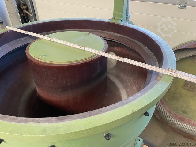 Vibratory finishing machine Circular vibrator Walther Trowal CM 155
