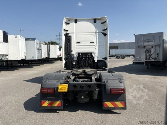 Standard tractor unit MAN TGX 18.520 D30, GX ,ADR FL, INTARDER, VOLLLUFT