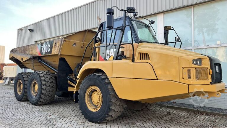 Muldenfahrzeug CAT 730 C2      2017