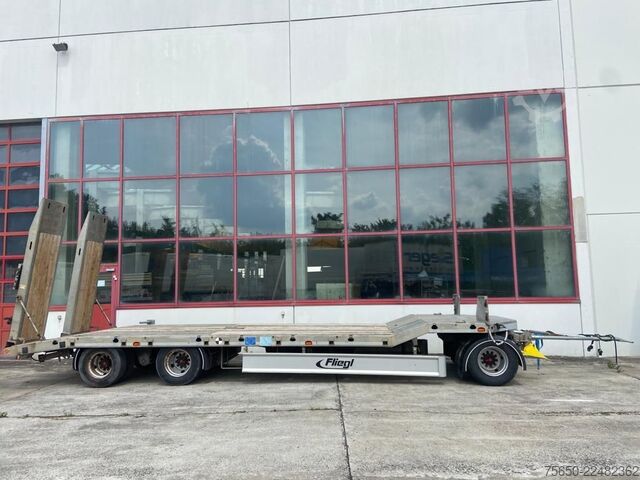 Tieflader Anhänger Fliegl DTS 300  3 Achs Tiefladeranhänger