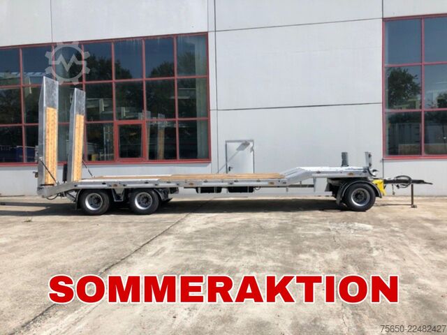 Low loader trailer Möslein T3-6 VB F  3 Achs Tieflader- Anhänger, Verbreiterung