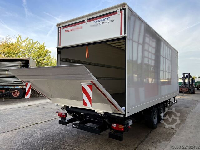 Box trailer Möslein TKO105 D-L 6 m  10 t GG Tandem Koffer, Ladebordwand+ Durchladbar, 6,20 m