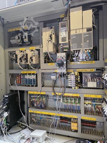 HURCO VMX84i HURCO VMX84i