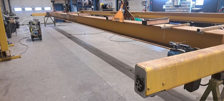 Single girder overhead crane Demag 15.124mm x 500kg