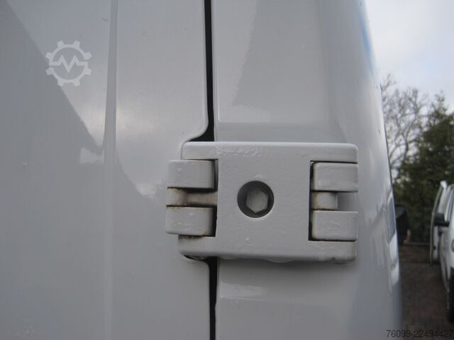 Box wagon high + long Opel Movano 2,3 D L2H2 Schwingsitz 270° Türen