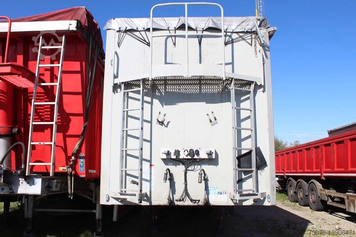 Semi-trailer with walking surface Schwarzmüller semirimorchio piano mobile 90m3 usato