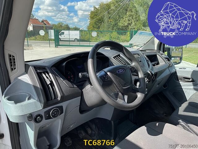 Suitcase Ford Transit 2.0 TDCI BOX + LIFT
