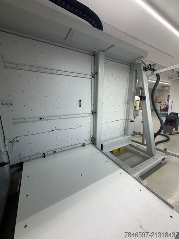 Bearbeitungszentrum für Schaltschränke Steinhauer Elektromaschinen AG eCAB WorkCenter