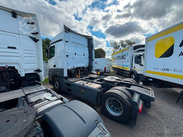 Standard tractor unit MERCEDES-BENZ Actros 1845 L 10x Stück verfügbar