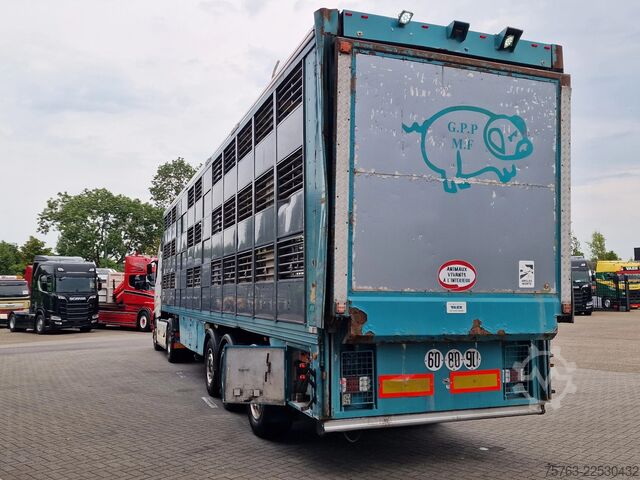 Viehtransport Lecitrailer Guiton livestock trailer 3 deck - Loadlift - St...