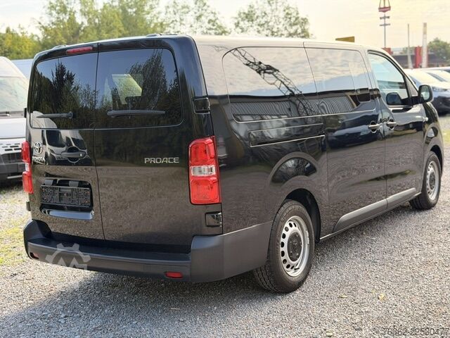 Minibus Toyota Proace (Verso) 106kW L2 9-Sitzer Tempoma