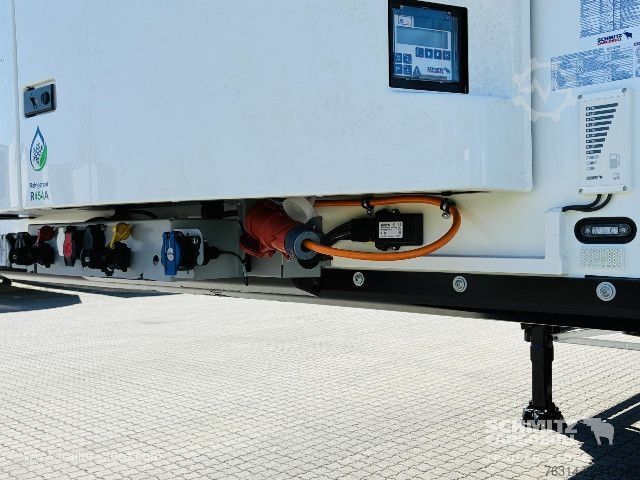 Reefer semitrailer Schmitz Cargobull Tiefkühler Standard Ladebordwand