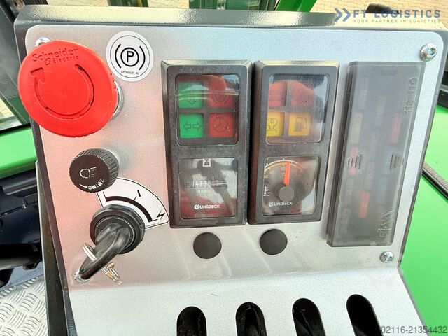 4-way forklift truck Combilift C4000CB TRIPLEX 5200MM FREE-LIFT TOP 1