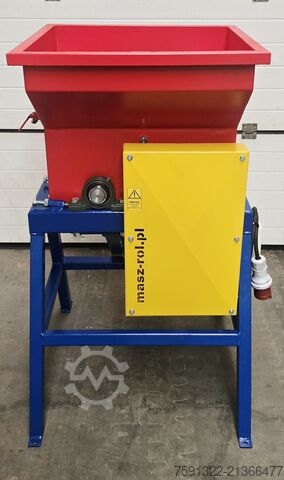 Agricultural machine MASZ-ROL T 100