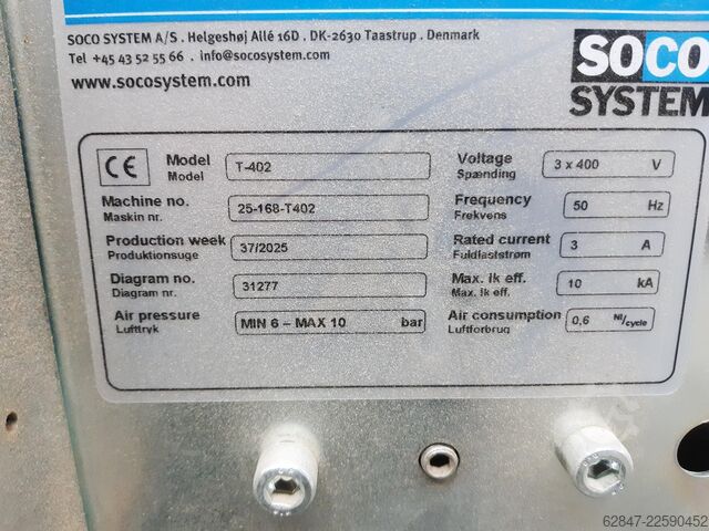 Kartonverpackungsmaschine SOCO SYSTEM F-100P und T-402-5-8-7