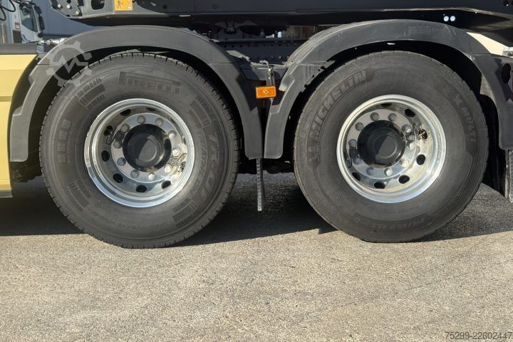 Standard SZM Volvo FH Electric 6x4 / Swiss-Vehicle
