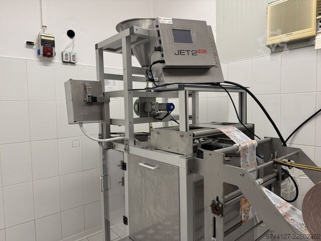 Liquid pouch filling, closing, and packaging machine NKR 