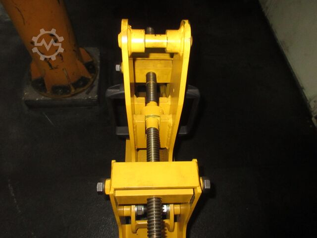 Greifer mit Handrad Sechskantkontur Tiger Hebezeuge Kurtschildgen NL400KG Spindelgreifer ST-SU-040-600_6KT-06357