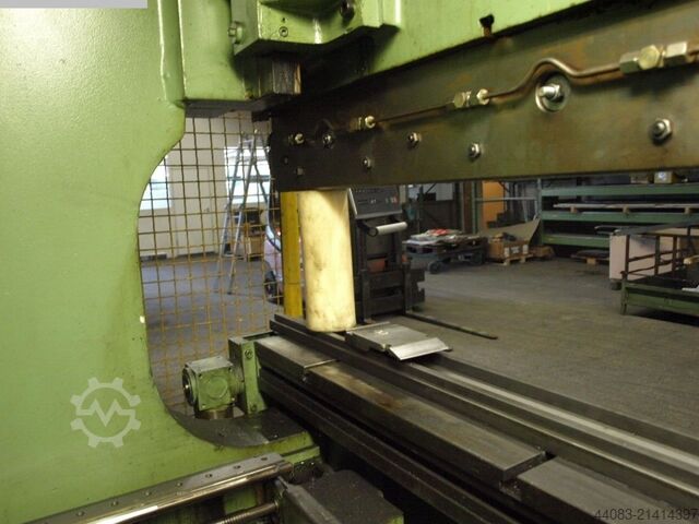 Hydr. pressbrake LOTZE 309x3000kn