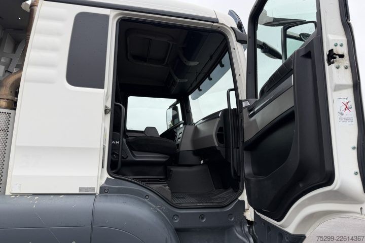 Kipper LKW MAN TGS 35.500 10x4 Kipper / Swiss-Vehicle