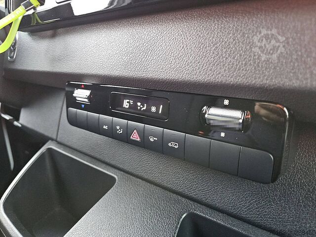 High-roof van MERCEDES-BENZ SPRINTER 317 L2H2 LED Mbux Navi