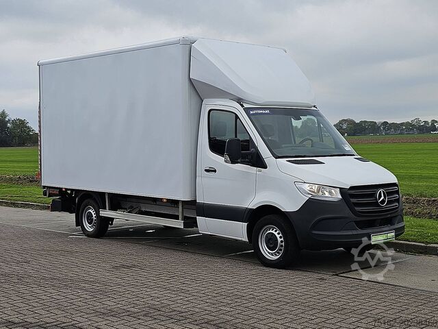 Suitcase MERCEDES-BENZ SPRINTER 315 Bakwagen Laadklep!
