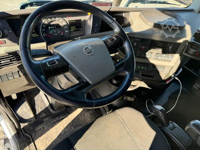 Fahrgestell mit Fahrerhaus Volvo FH 540 8x2*4, ADR, Euro 6, Chassi (former Tank-...