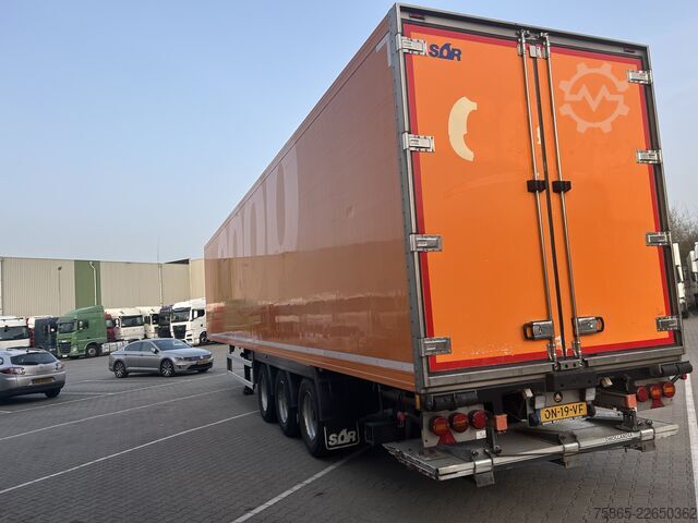 Refrigerated/freezer transport Schmitz Cargobull / SOR Iberica / Carrier Vector 1550 / Frigo Box...