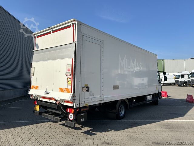 Koffer DAF LF 230 FA / 12 Ton / 246 dkm / Navi / Box / Laa...