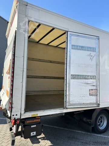 Koffer DAF LF 230 FA / 12 Ton / 246 dkm / Navi / Box / Laa...