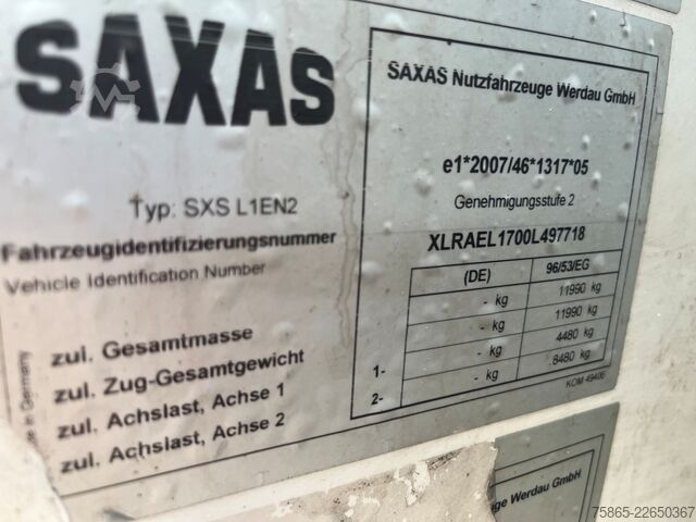 Koffer DAF LF 230 FA / 12 Ton / 246 dkm / Navi / Box / Laa...