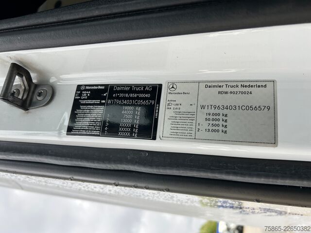 Standard tractor Mercedes-Benz Actros L 1842 Gigaspace / 233 dkm / Tacho V2 / ...