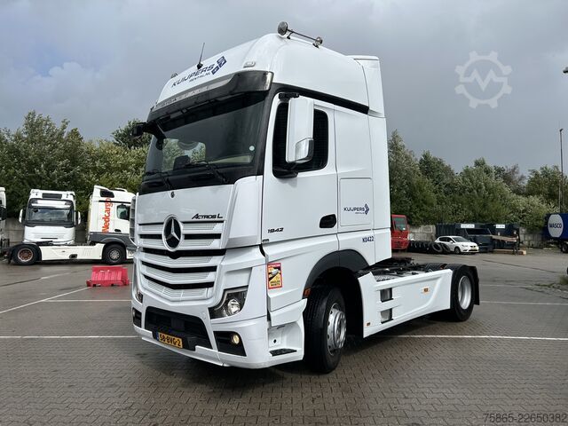 Standard tractor Mercedes-Benz Actros L 1842 Gigaspace / 233 dkm / Tacho V2 / ...