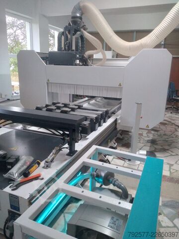 Machining center AES Vega Ultra 3X