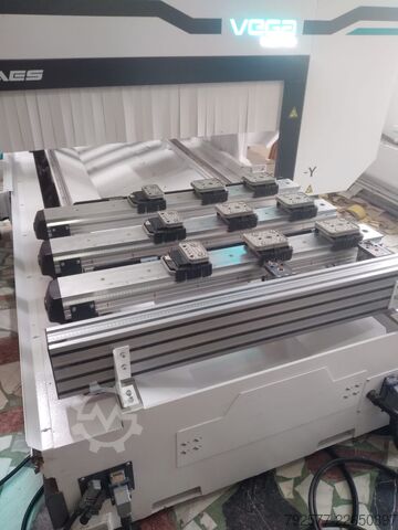 Machining center AES Vega Ultra 3X