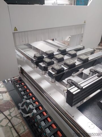 Machining center AES Vega Ultra 3X